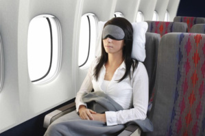 Comment bien dormir en avion