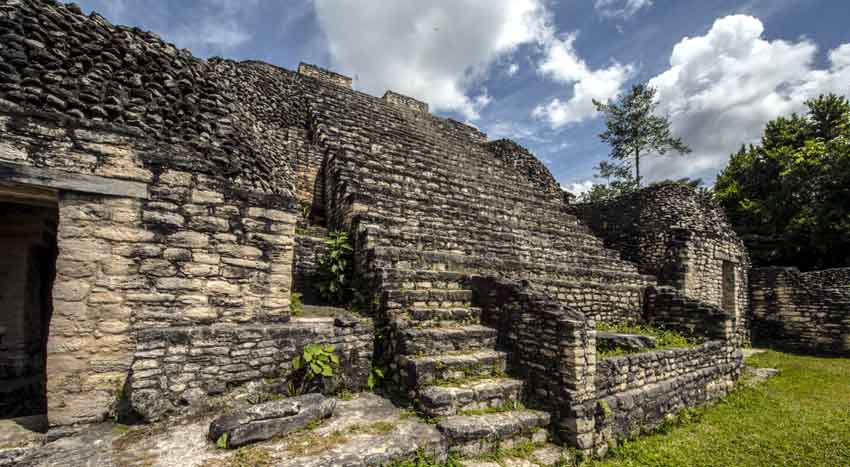 Caracol - © Travelbelize